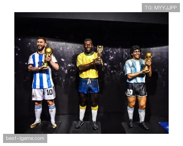 马拉多纳神迹、梅西灵动、C罗巅峰：三大球王经典时刻重温足球传奇辉煌