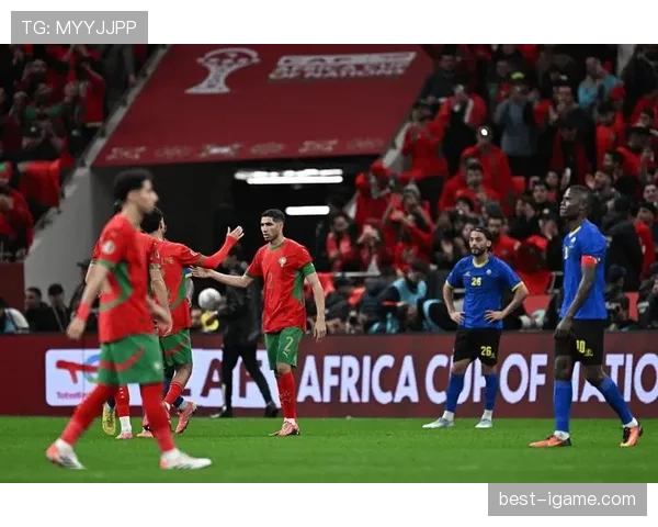 阿什拉夫荣膺意甲赛季最佳球员，闪耀表现引关注