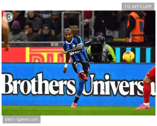 阿什利·扬近期比赛影响力持续提升，攻防两端表现稳健